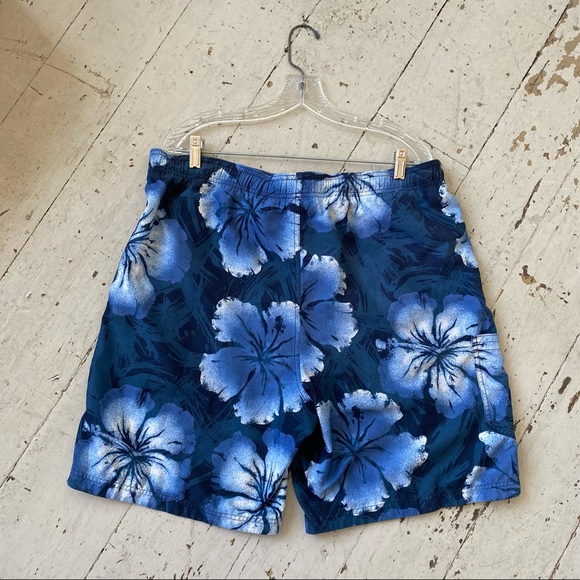 Speedo Hibiscus Flower Swim Trunks - Picture 2 of 9